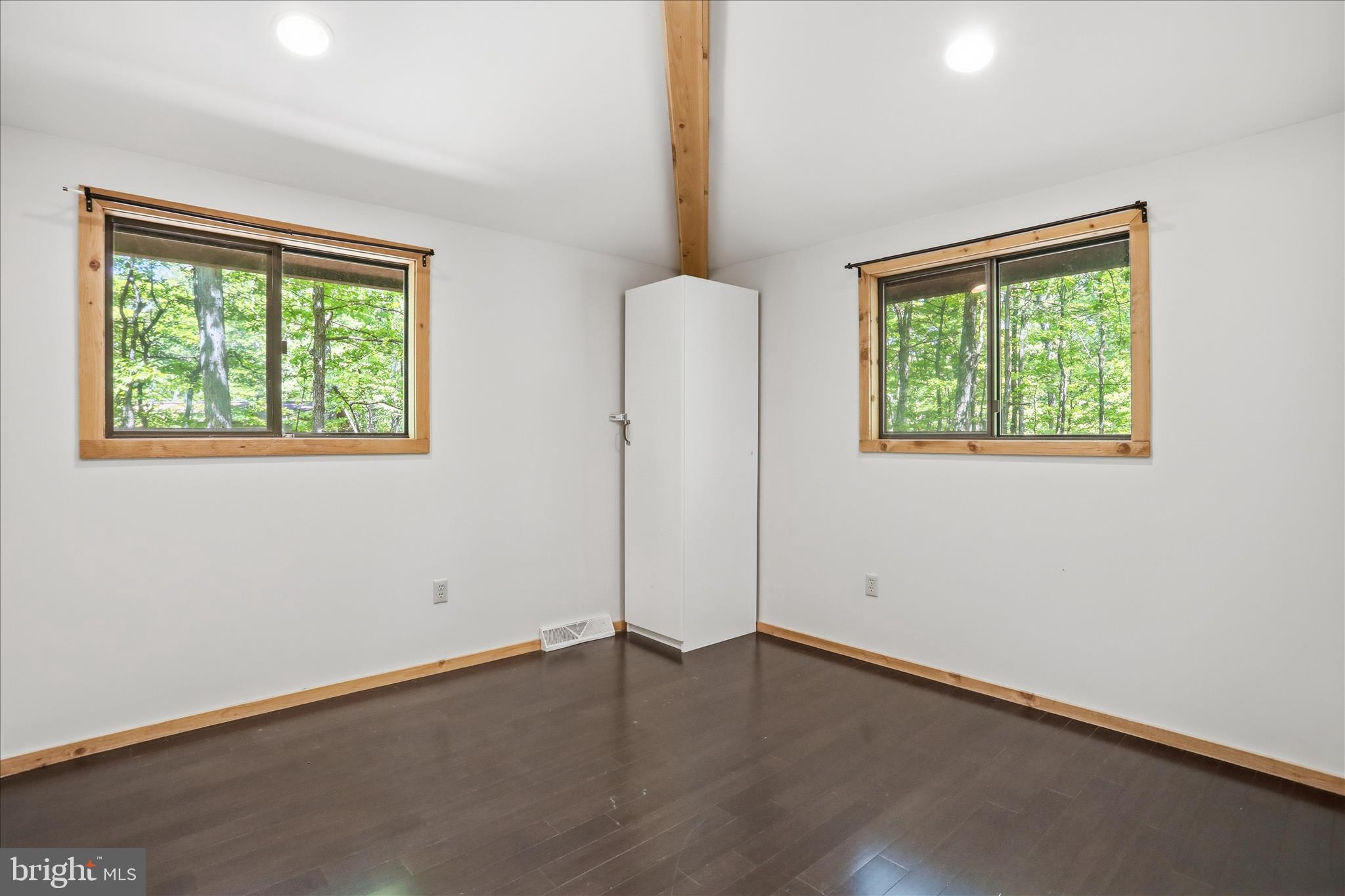 THE WOODS - Residential