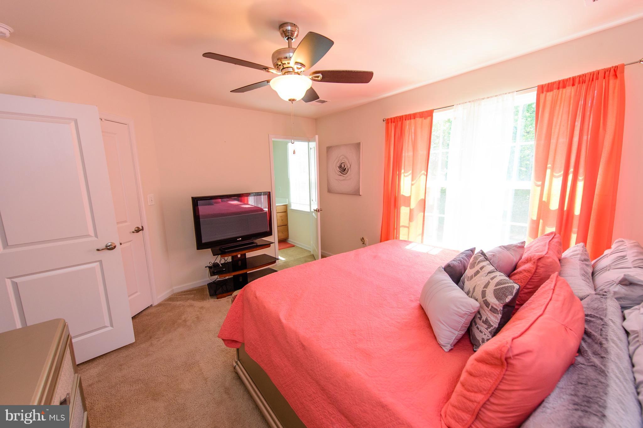 COURTHOUSE COMMONS - Residential