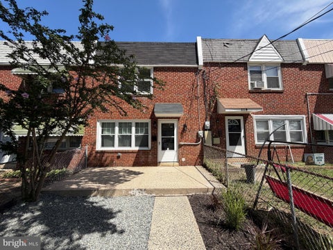 Townhouse For Sale - 1116 N 33rd Street<br/> Camden County, CAMDEN, NJ 08105
