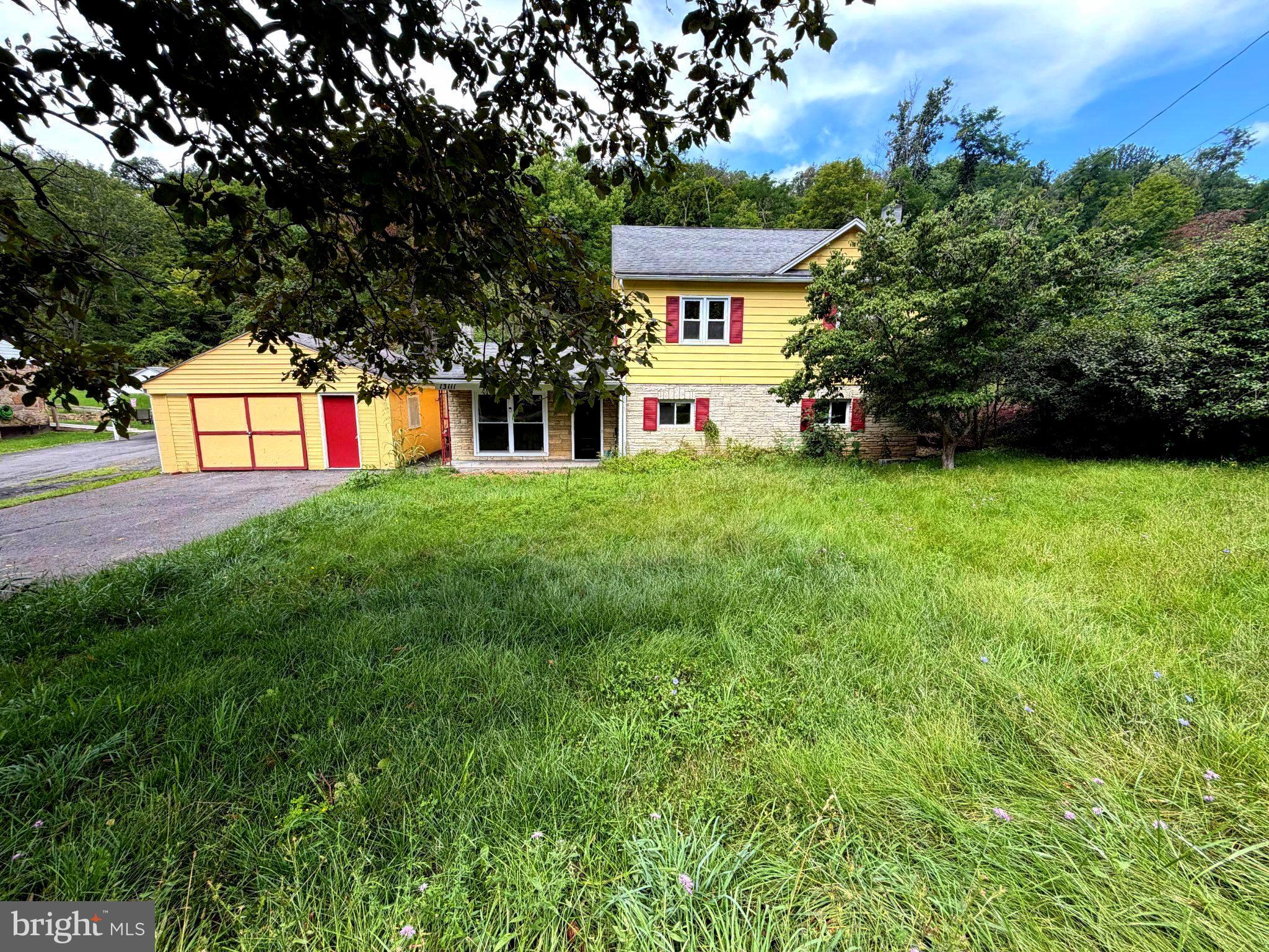 13111 VALLEY ROAD NE