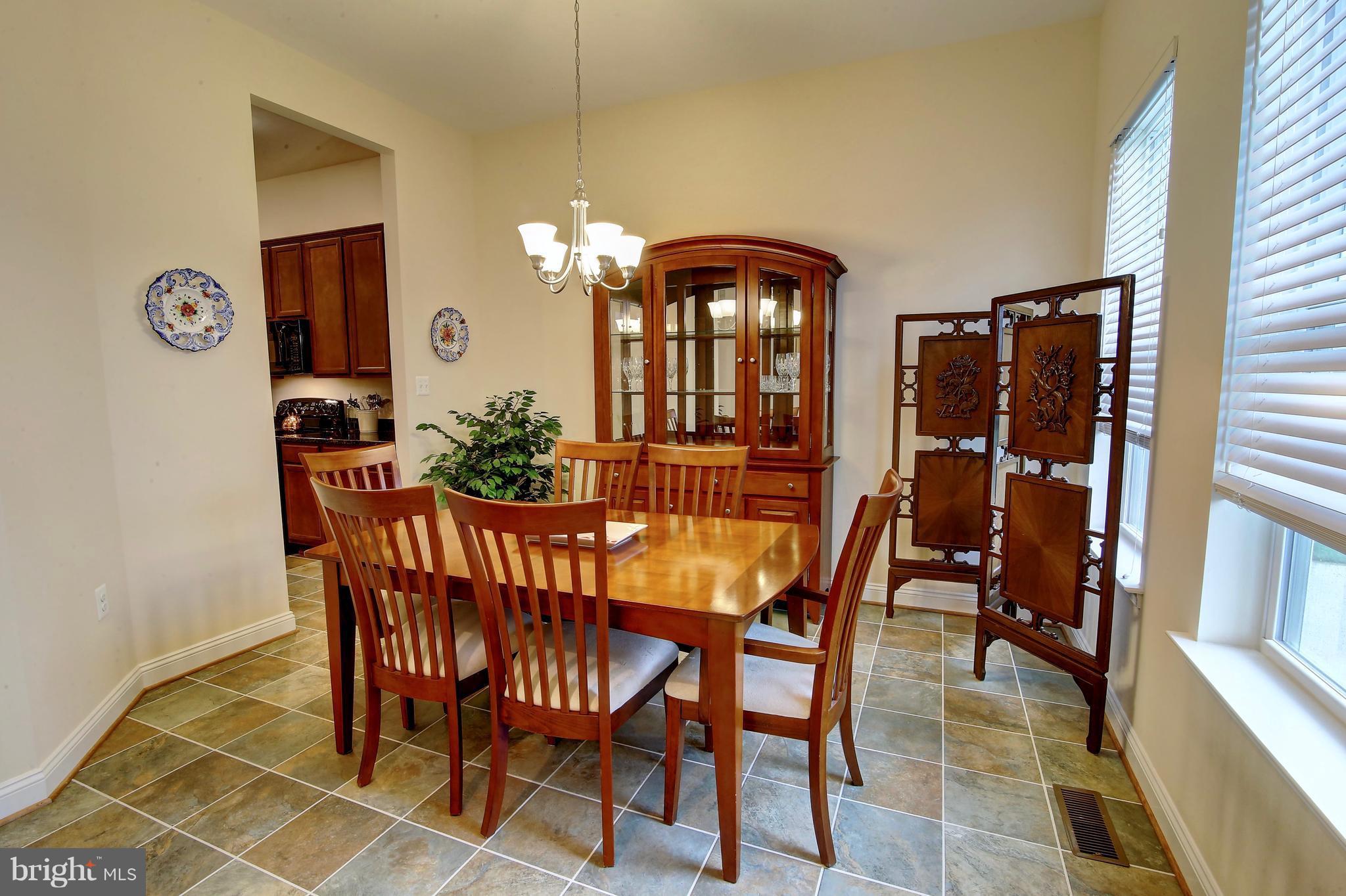 ARCADIA CHASE - Residential