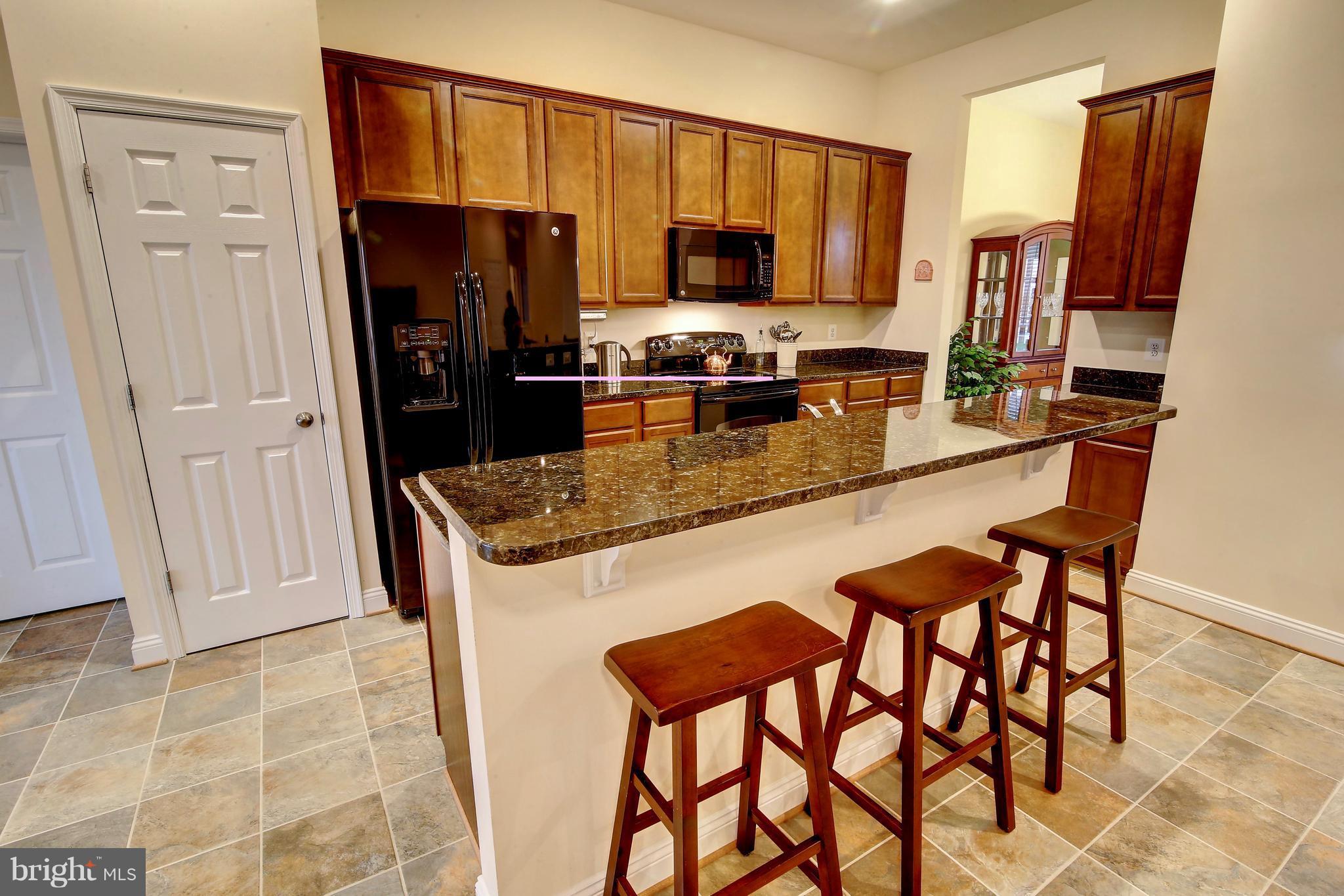 ARCADIA CHASE - Residential