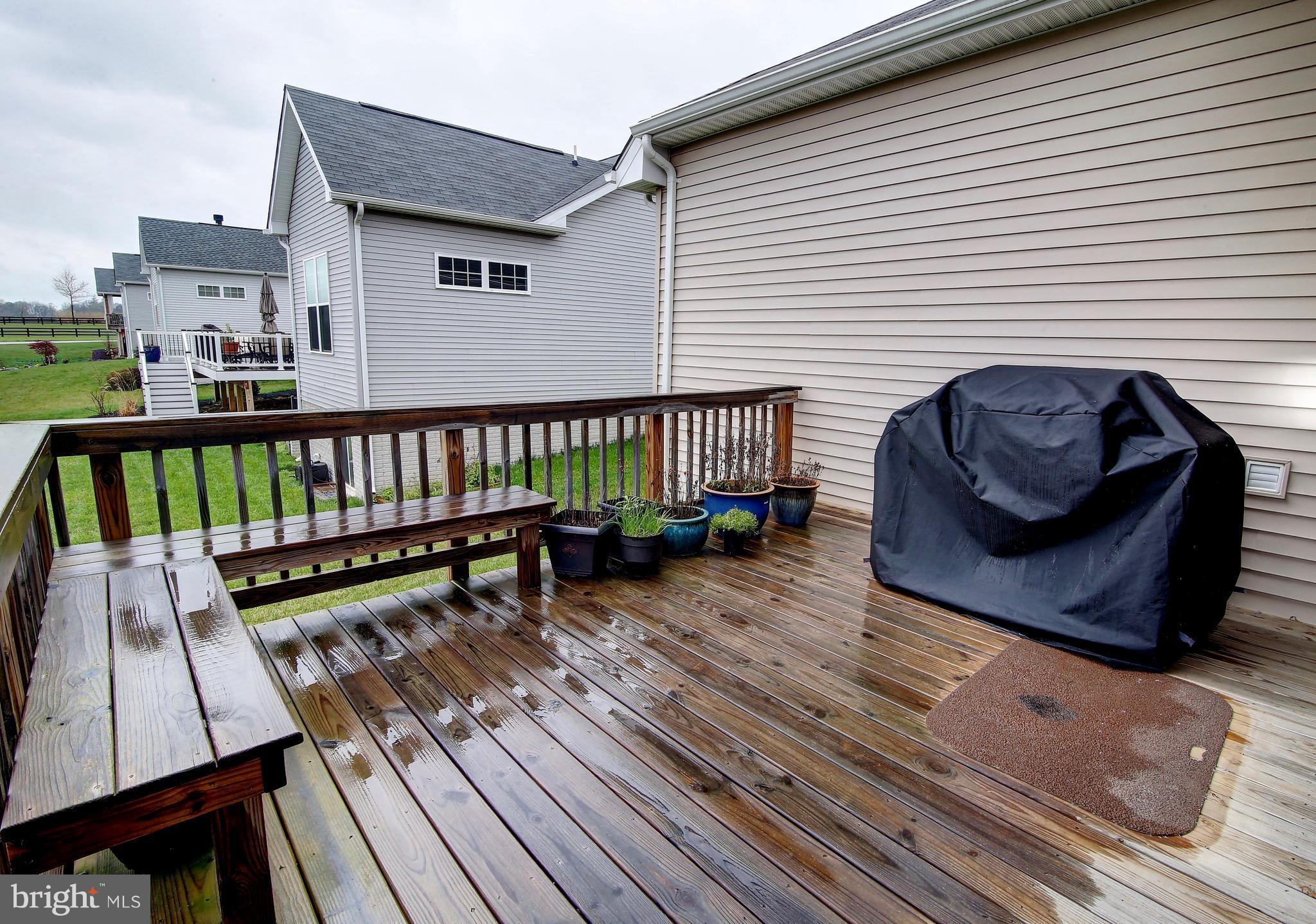 ARCADIA CHASE - Residential