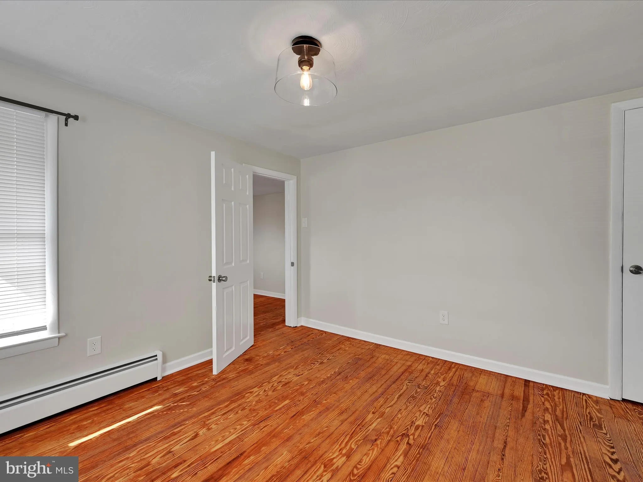 York, Pennsylvania 17408, United States, 6 Bedrooms Bedrooms, ,Residential,Pending,171588