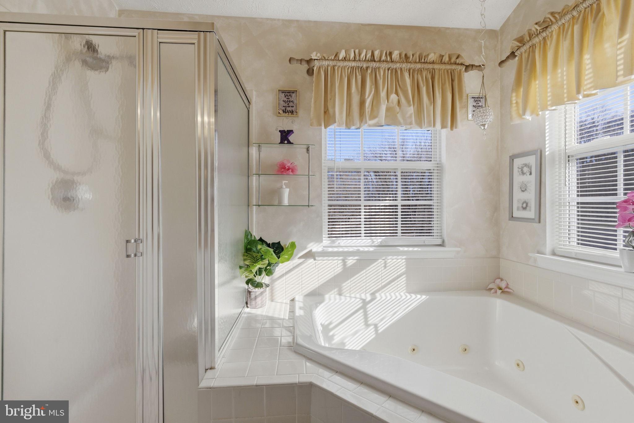 WOODLAND RUN - Residential