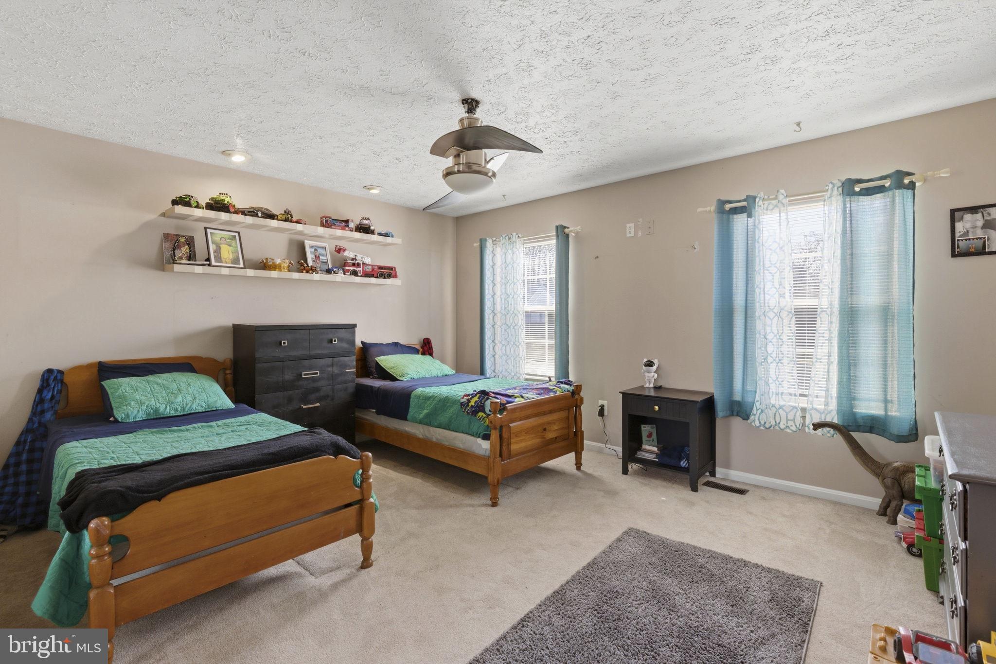 WOODLAND RUN - Residential