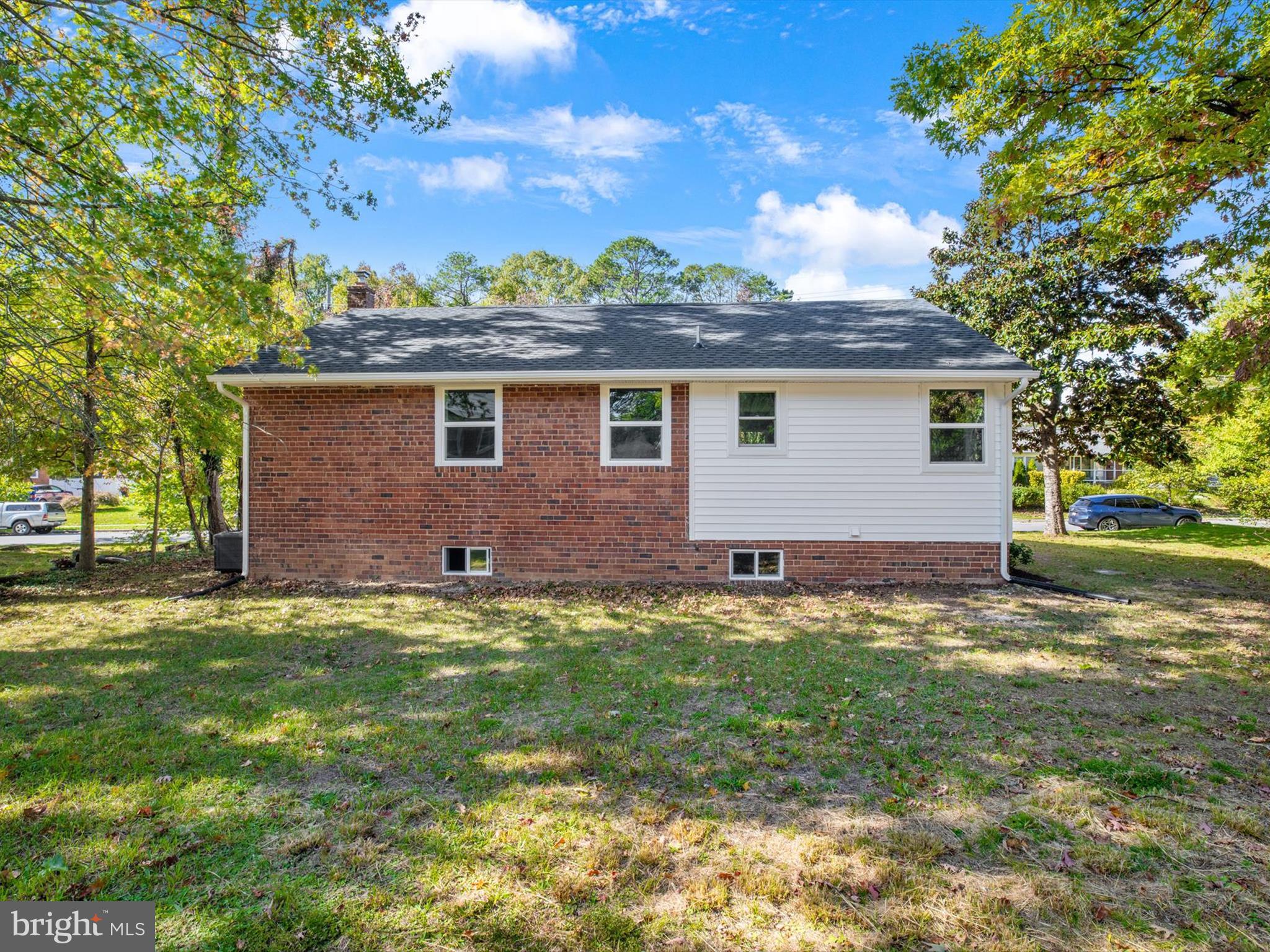 NEW CARROLLTON - Residential