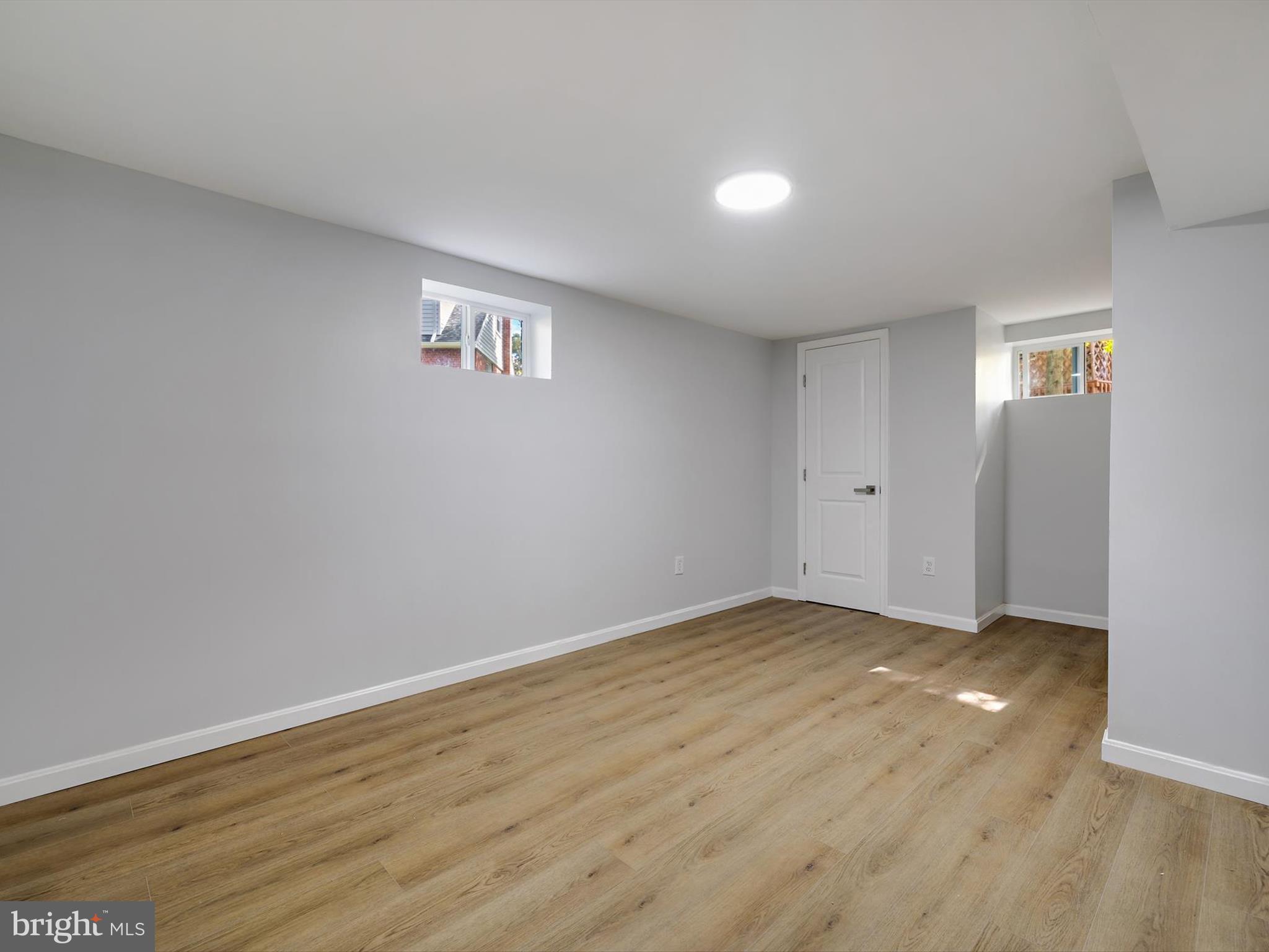 NEW CARROLLTON - Residential