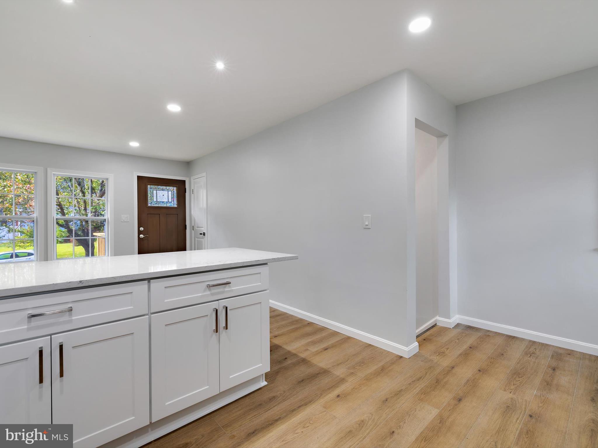 NEW CARROLLTON - Residential