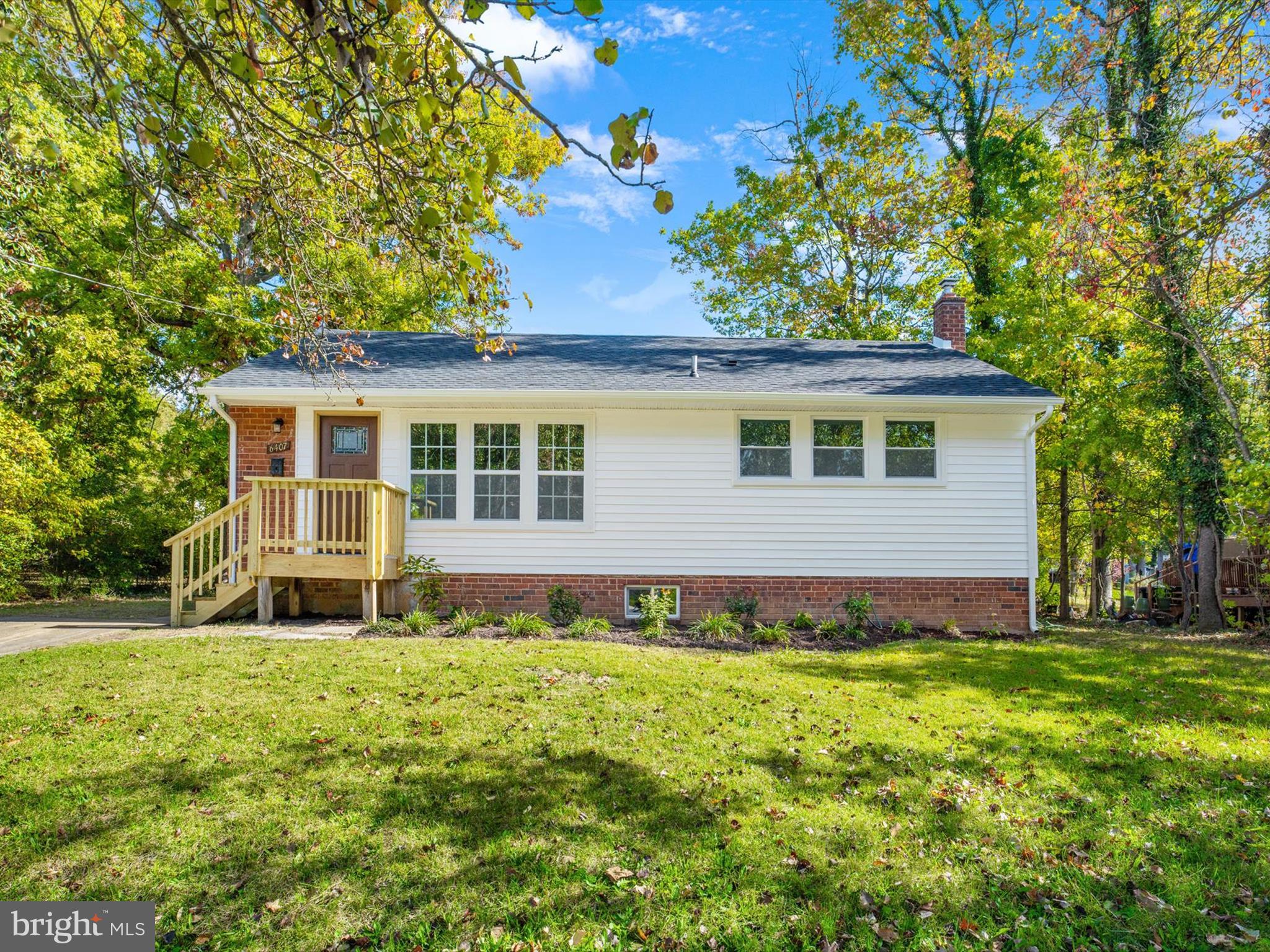 NEW CARROLLTON - Residential