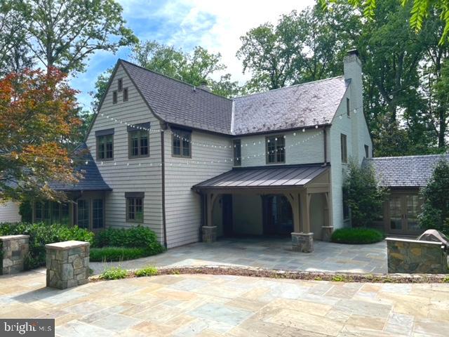 BURNING TREE - Residential Lease