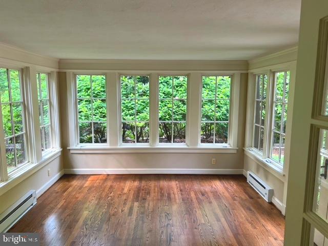 BURNING TREE - Residential Lease