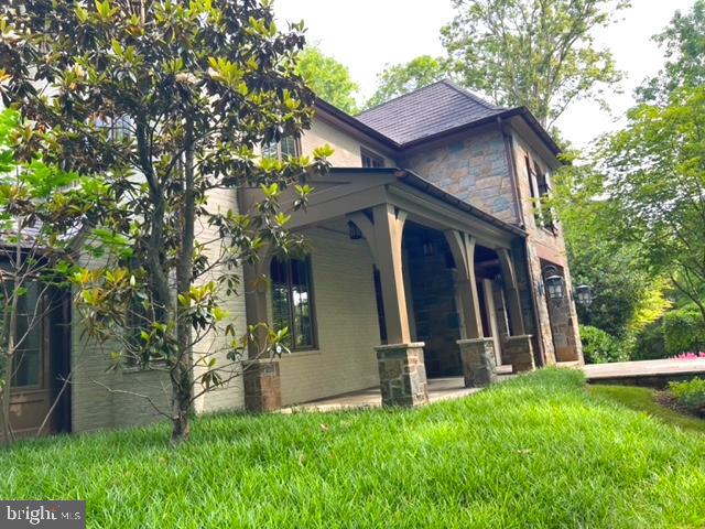 BURNING TREE - Residential Lease