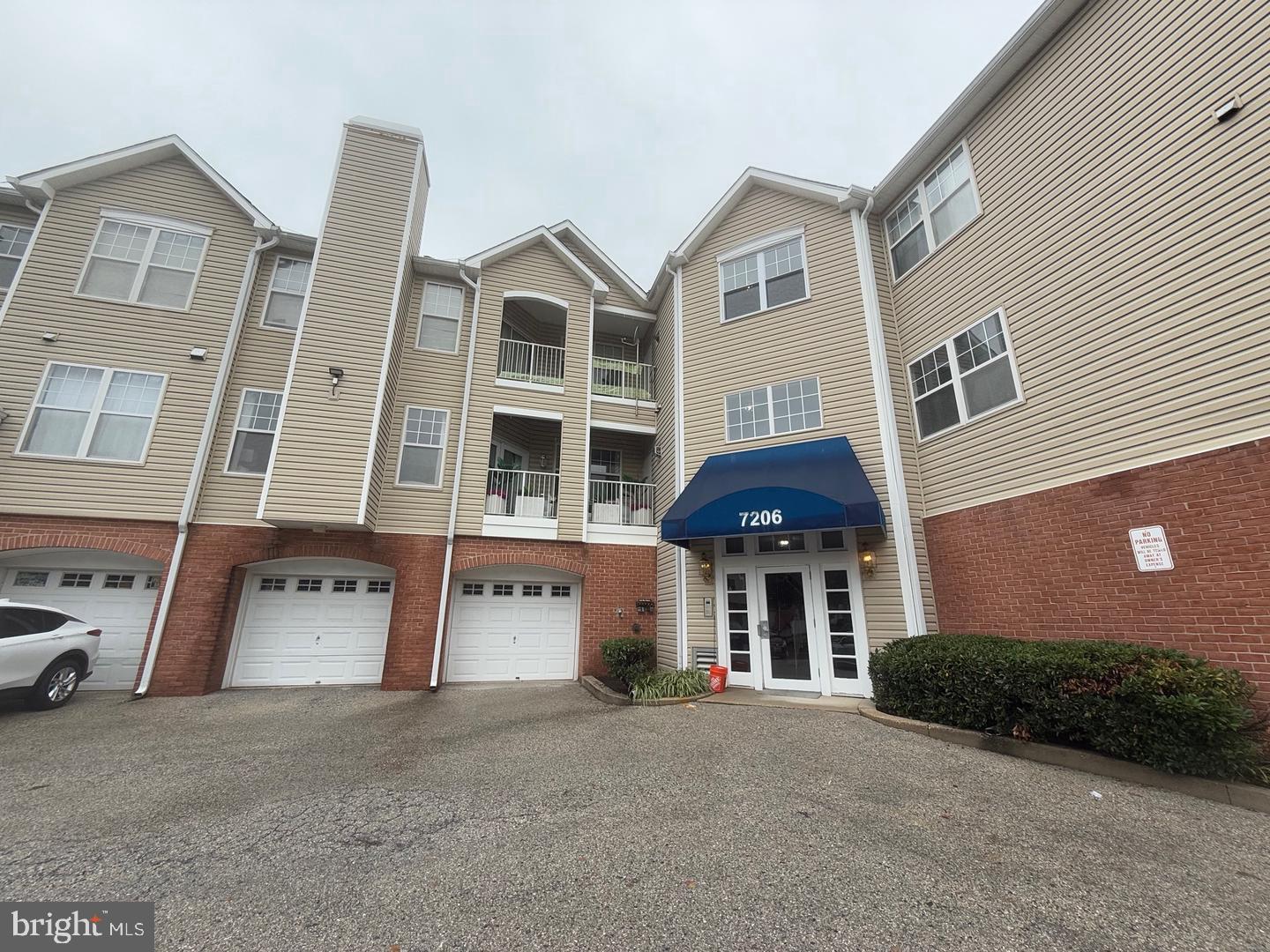 7206 BOGLEY ROAD 202
