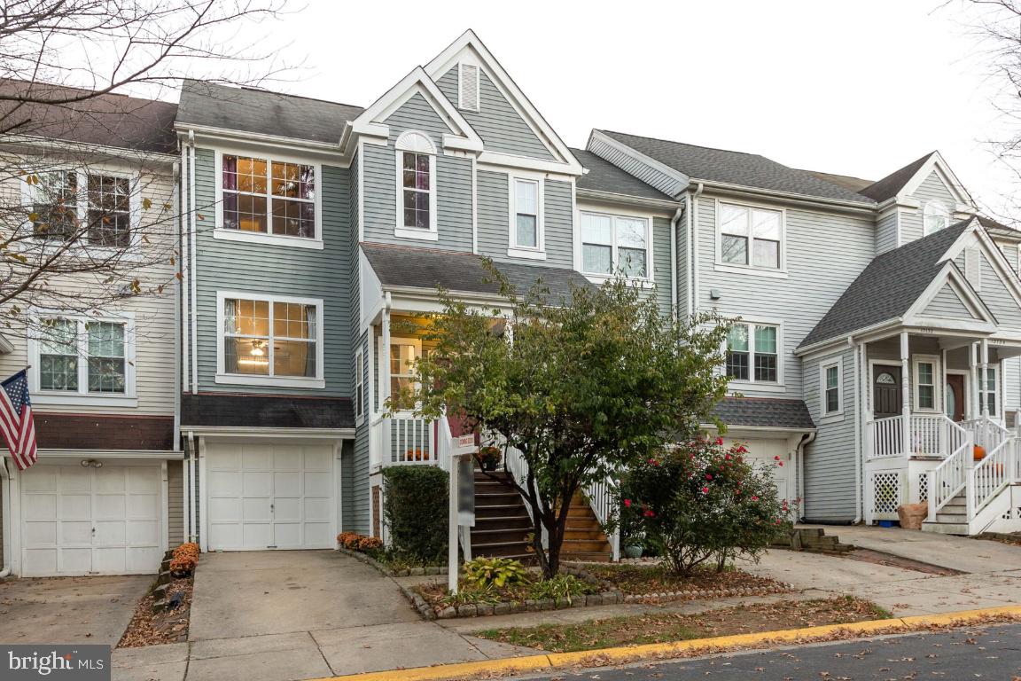 GUNNERS LAKE VILLAGE - Residential