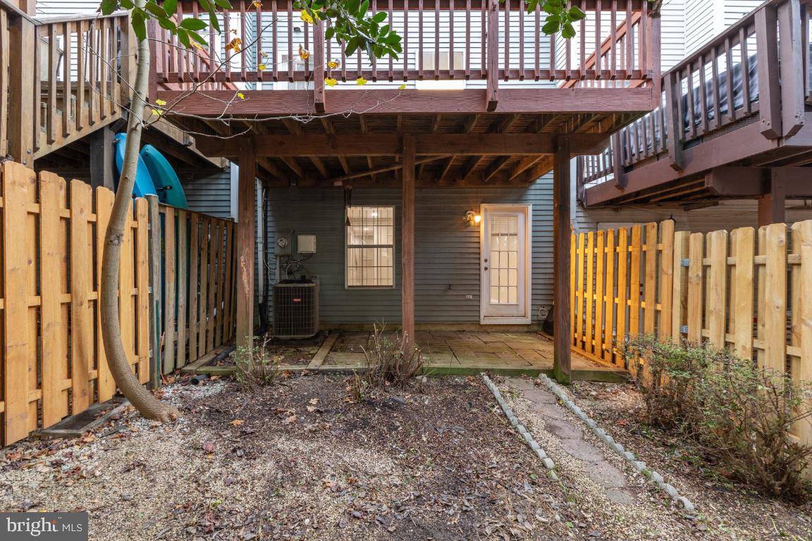 GUNNERS LAKE VILLAGE - Residential