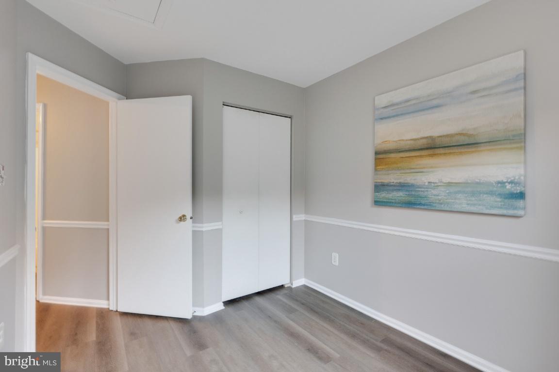 GUNNERS LAKE VILLAGE - Residential