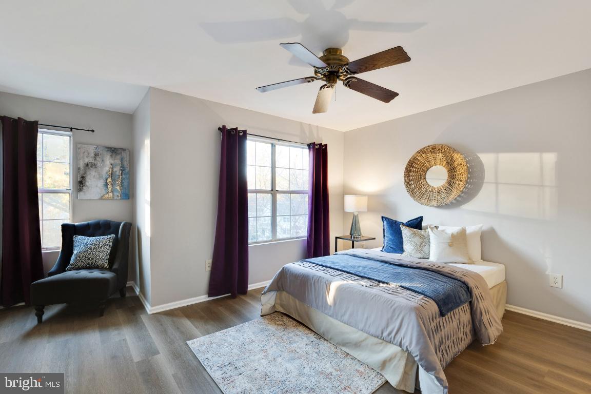 GUNNERS LAKE VILLAGE - Residential