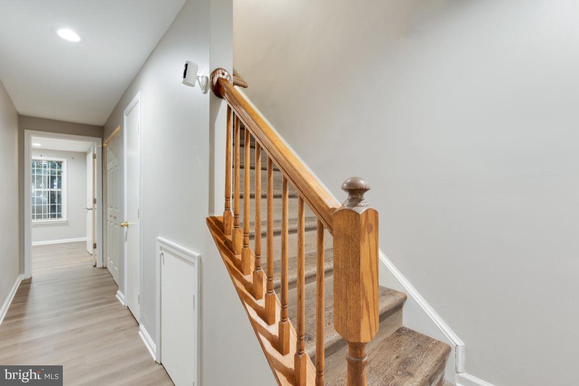 GUNNERS LAKE VILLAGE - Residential