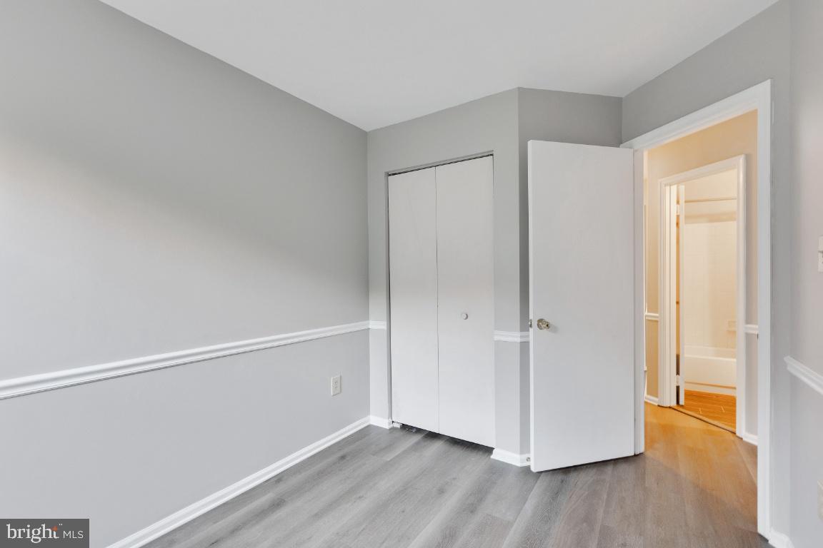 GUNNERS LAKE VILLAGE - Residential