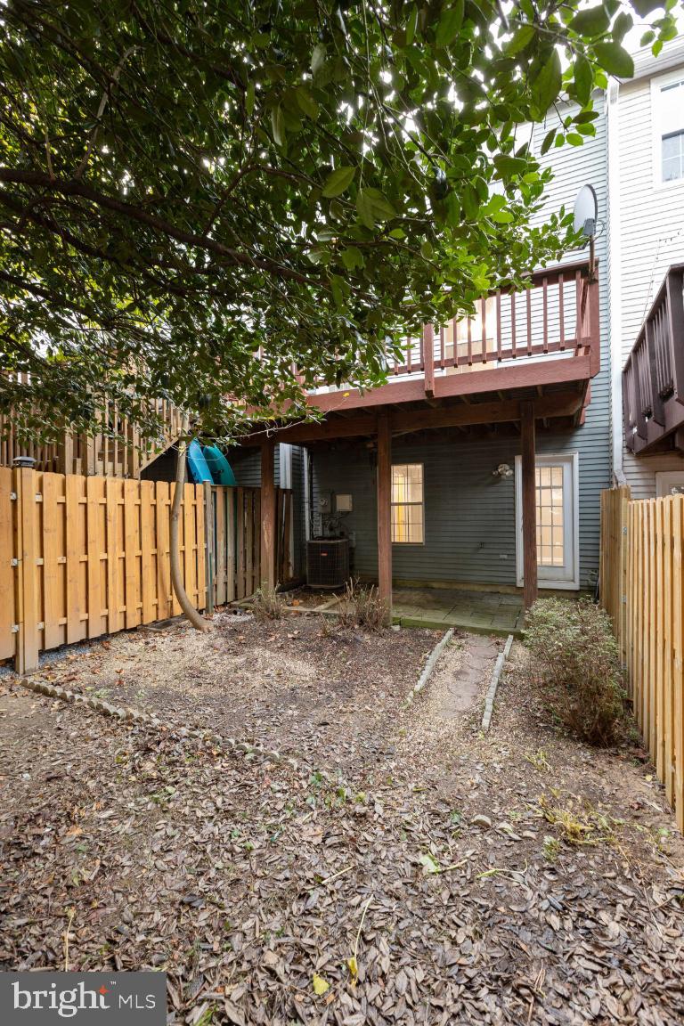 GUNNERS LAKE VILLAGE - Residential