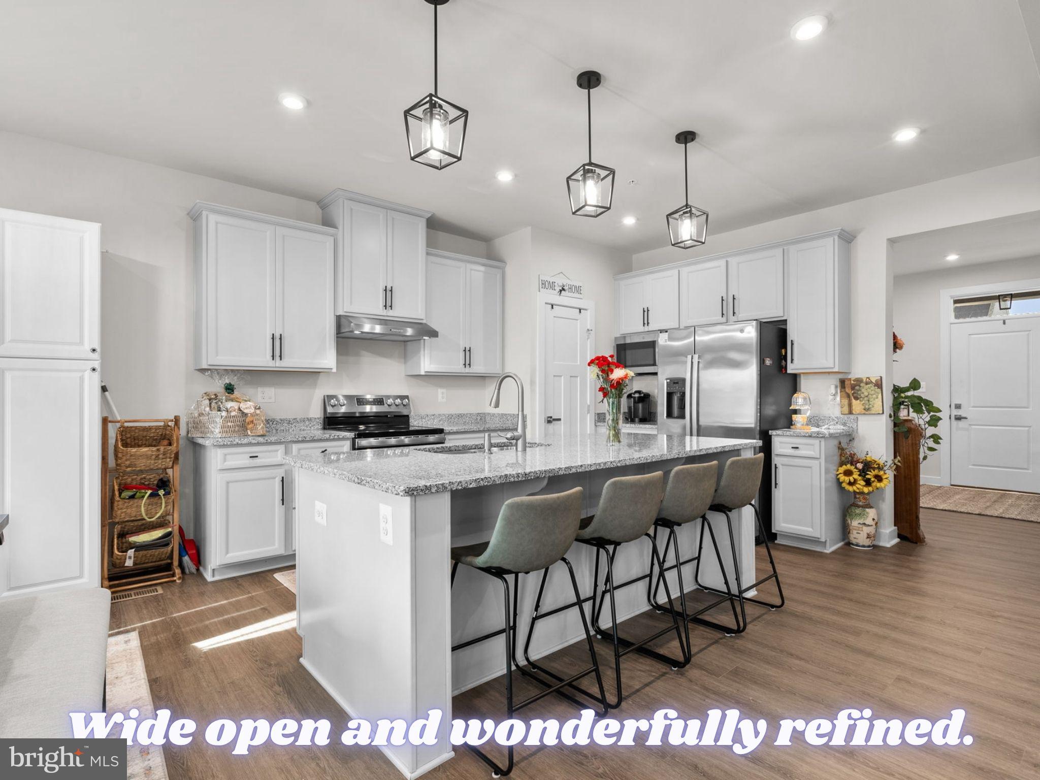 SOUTH LAKE - Residential