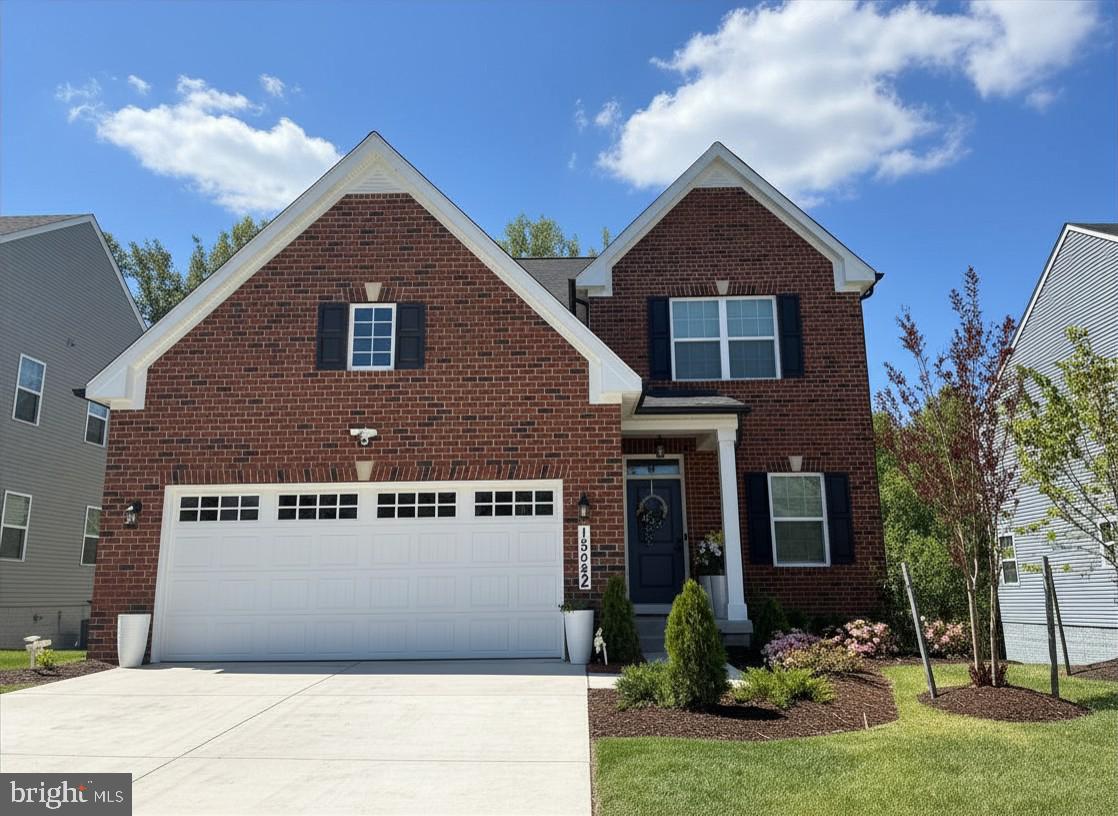 SOUTH LAKE - Residential