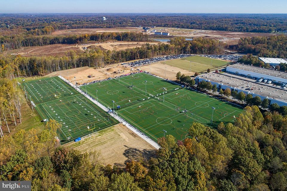 SOUTH LAKE - Residential