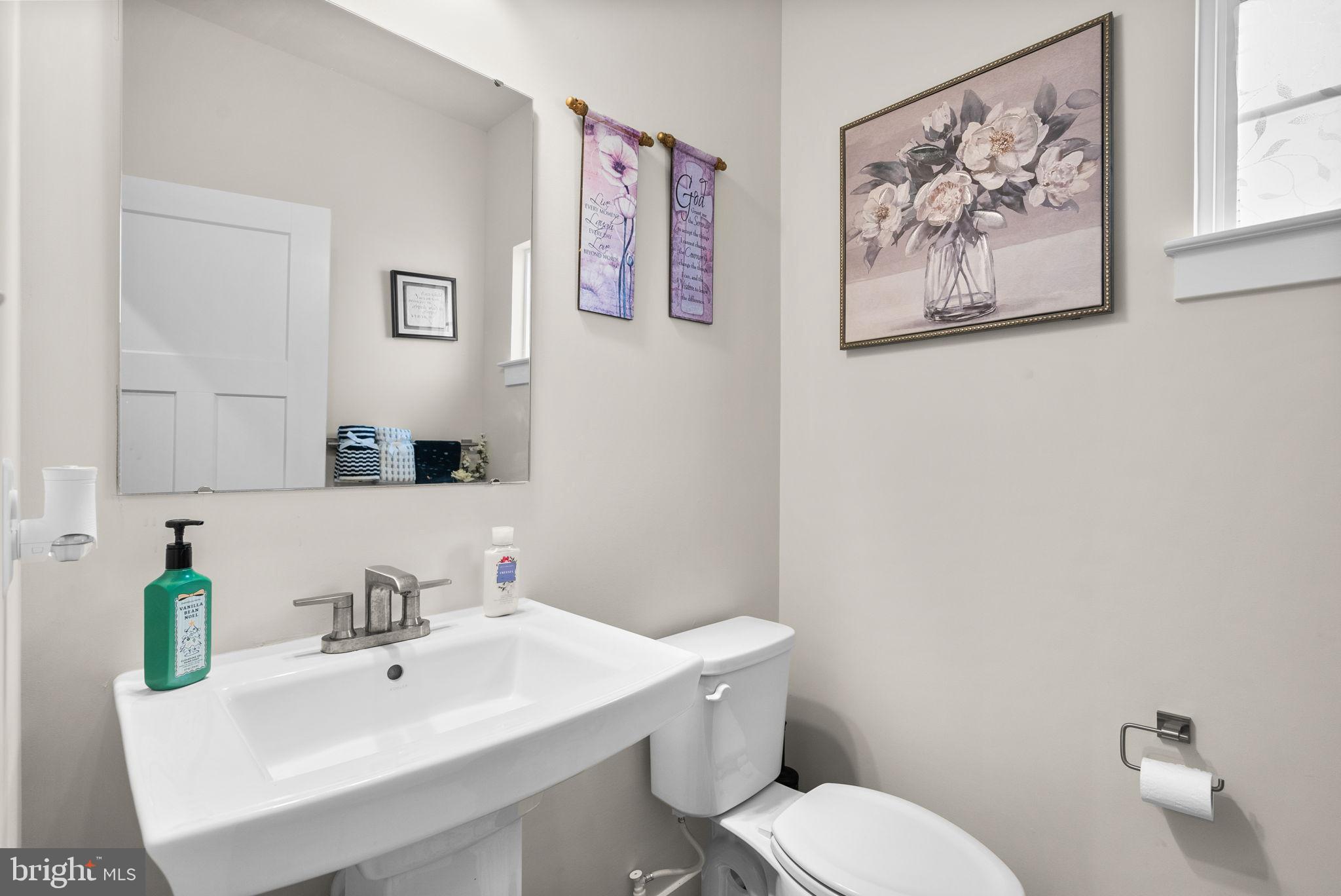 SOUTH LAKE - Residential