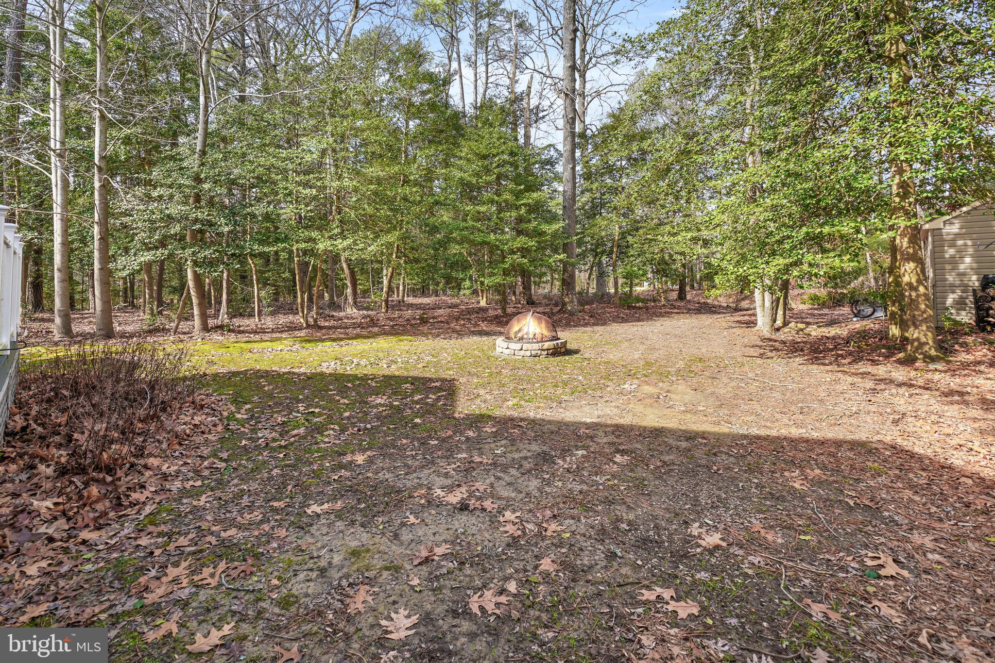 CAPTAIN'S COVE - Residential