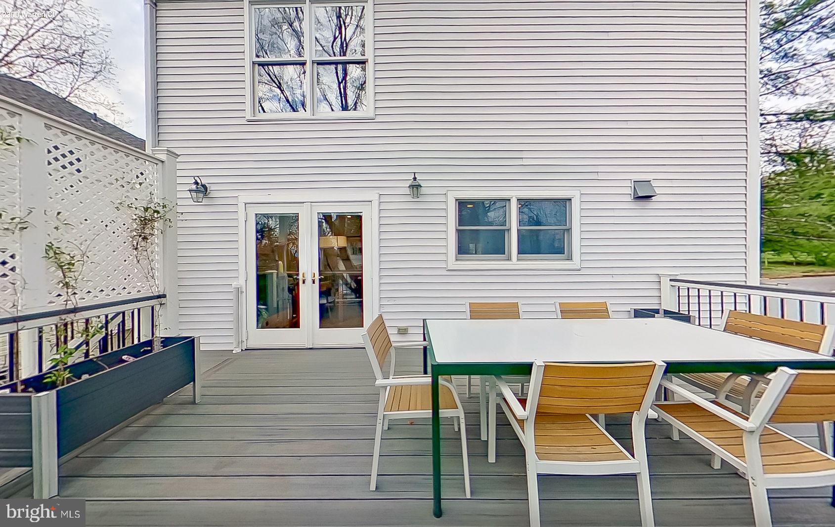 WOODSIDE - Residential