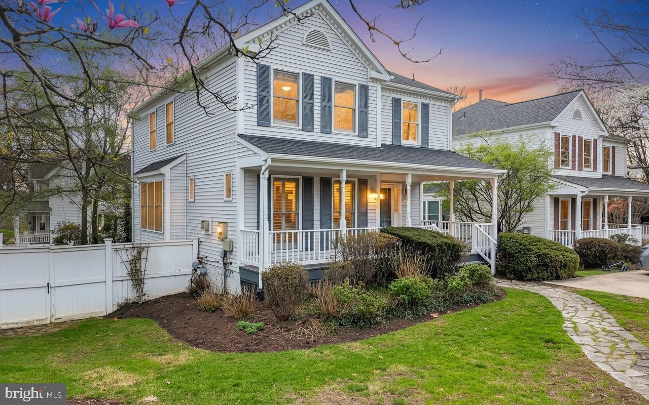 WOODSIDE - Residential