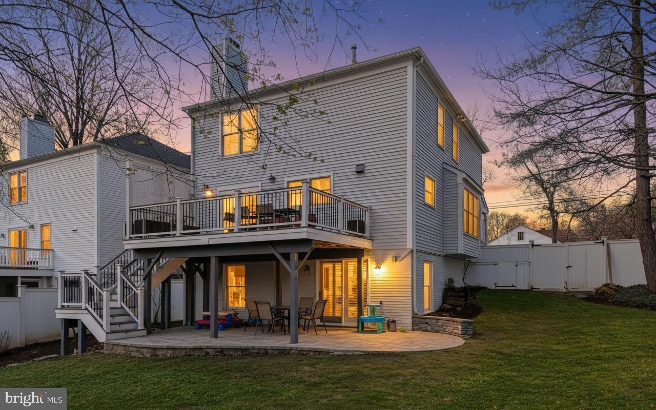 WOODSIDE - Residential