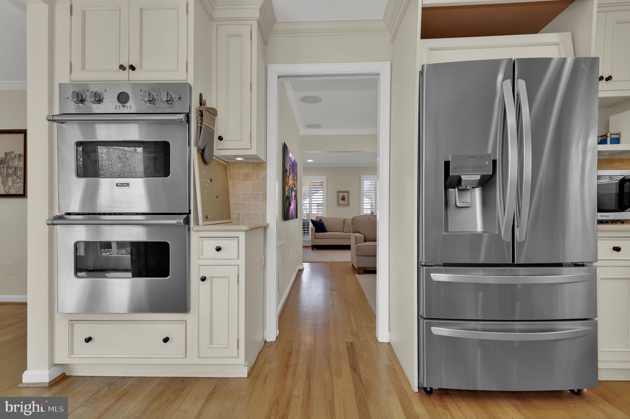 WOODSIDE - Residential