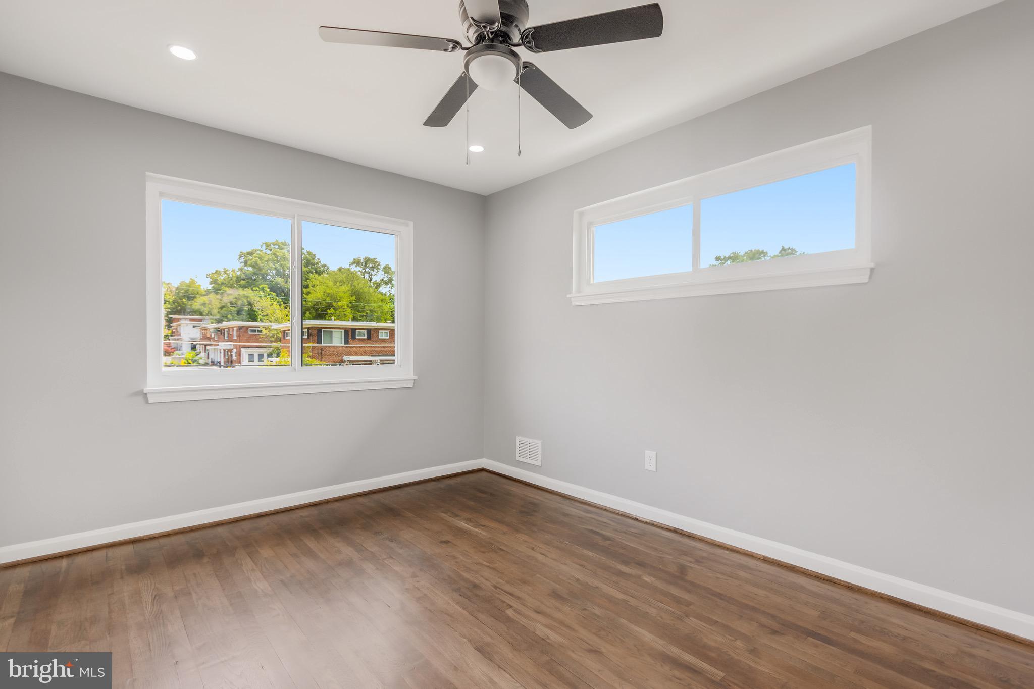 GLASSMANOR - Residential