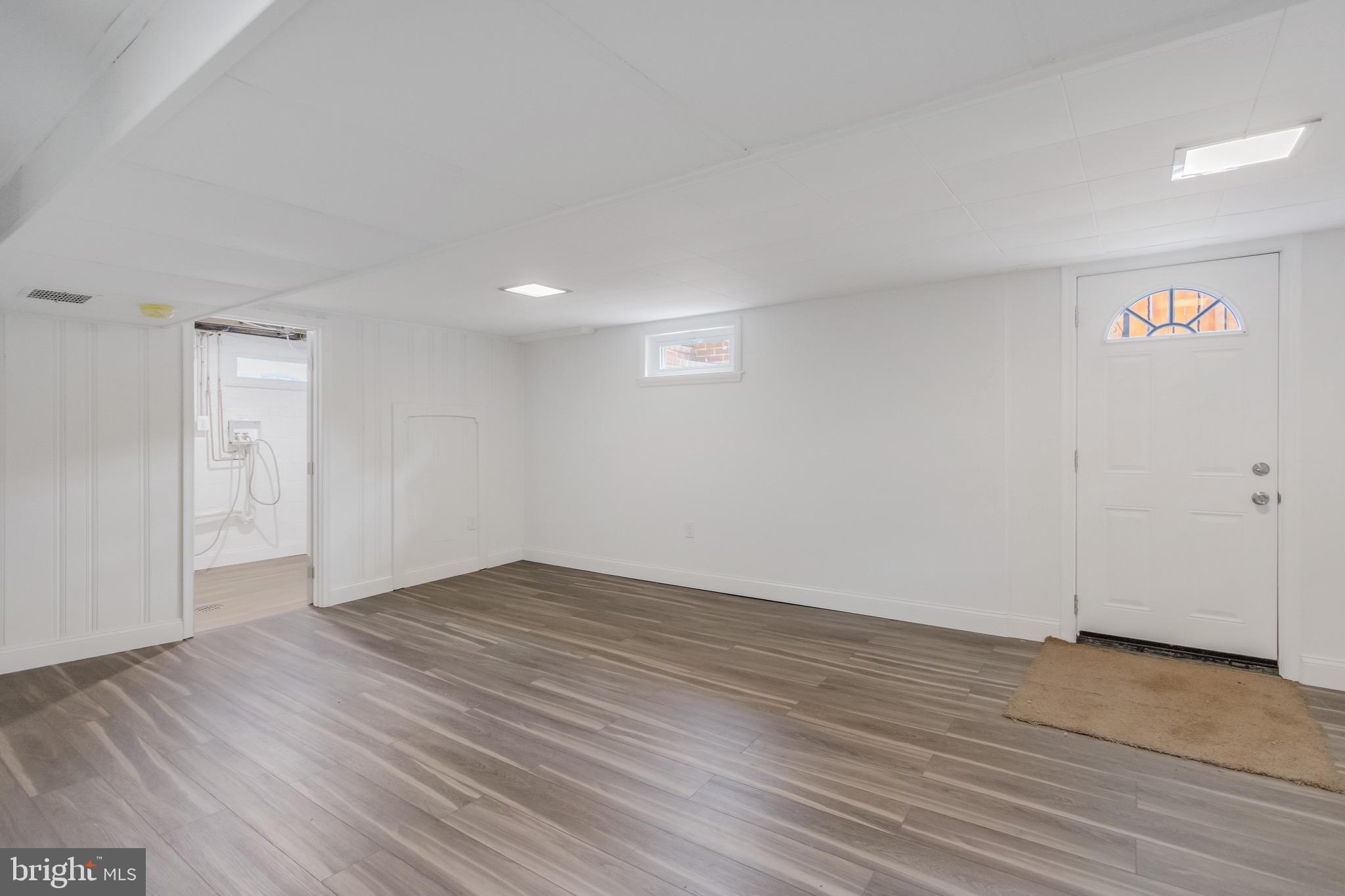 GLASSMANOR - Residential