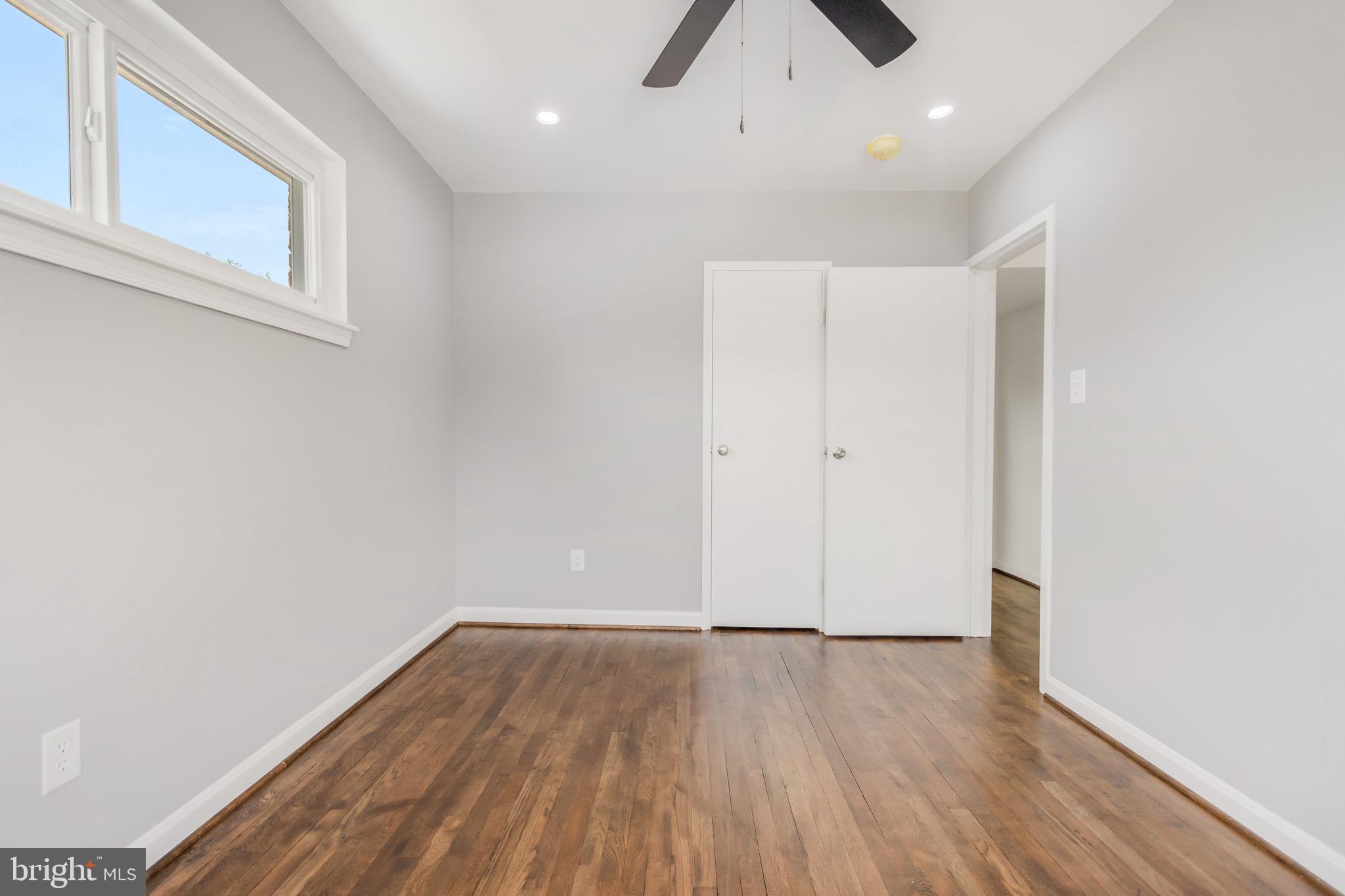 GLASSMANOR - Residential