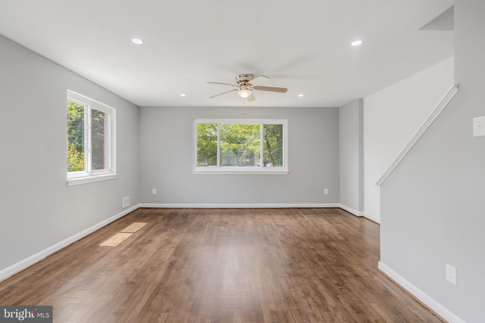 GLASSMANOR - Residential