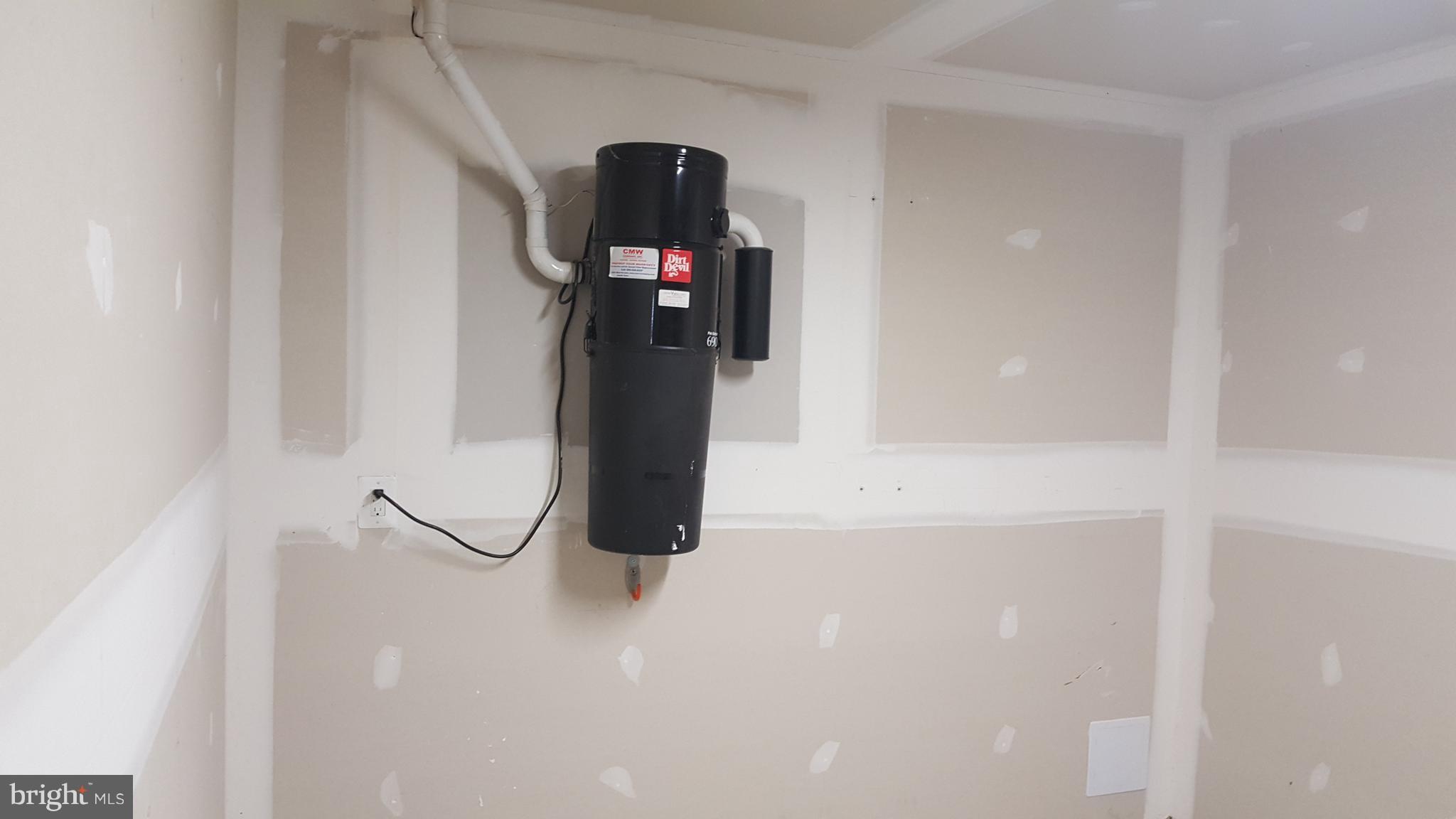 BROOKFIELD - Residential