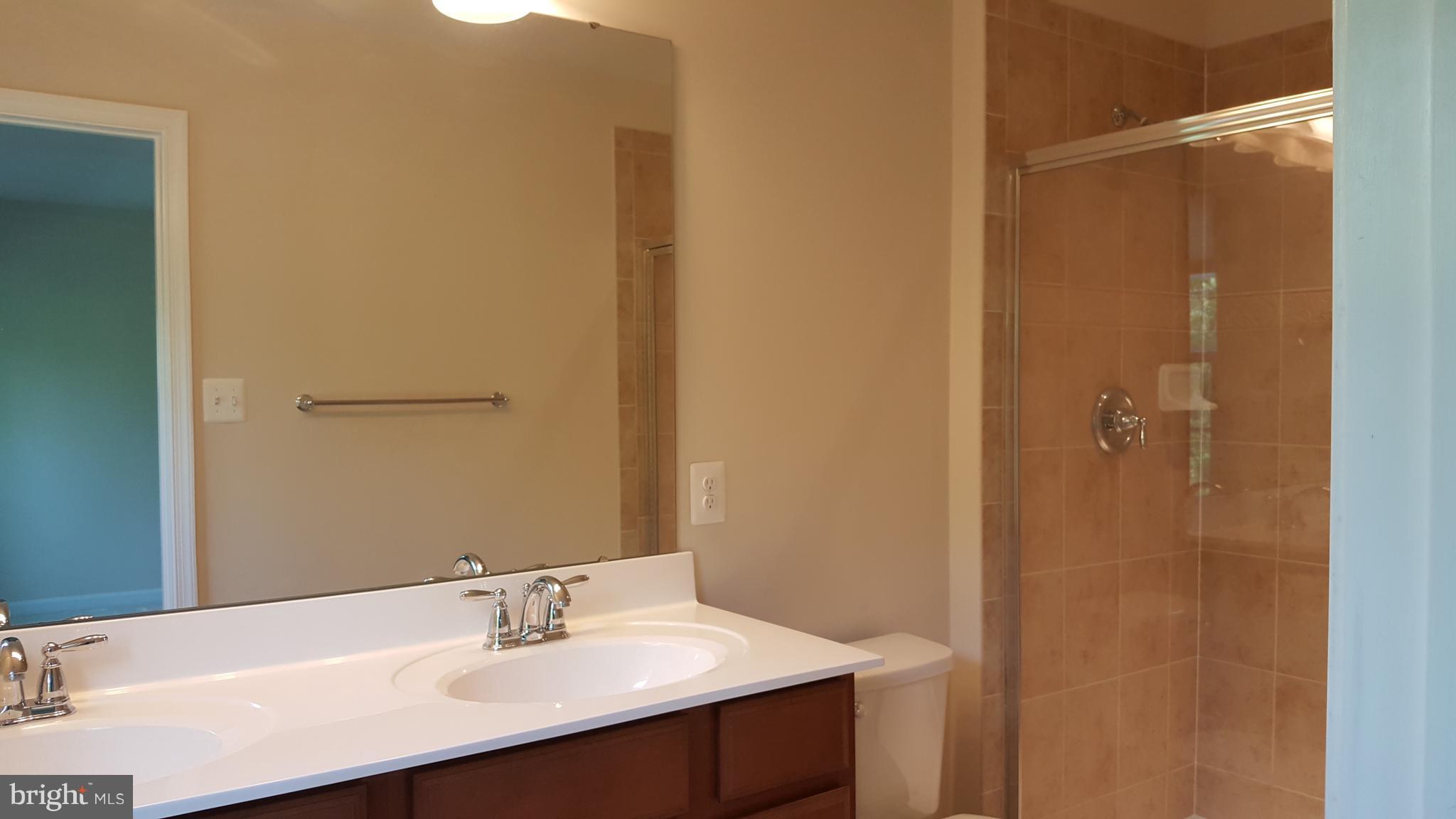 BROOKFIELD - Residential