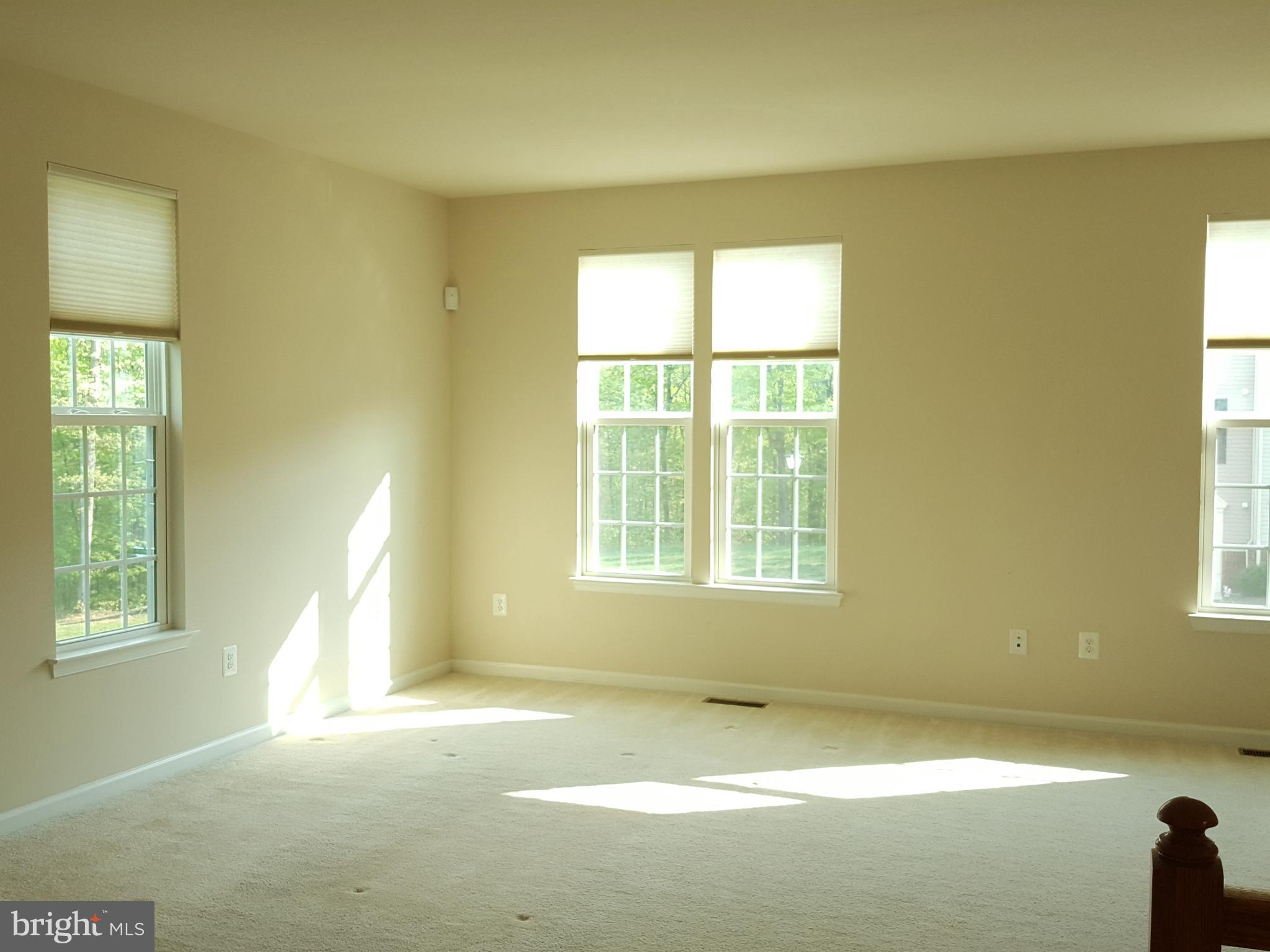 BROOKFIELD - Residential