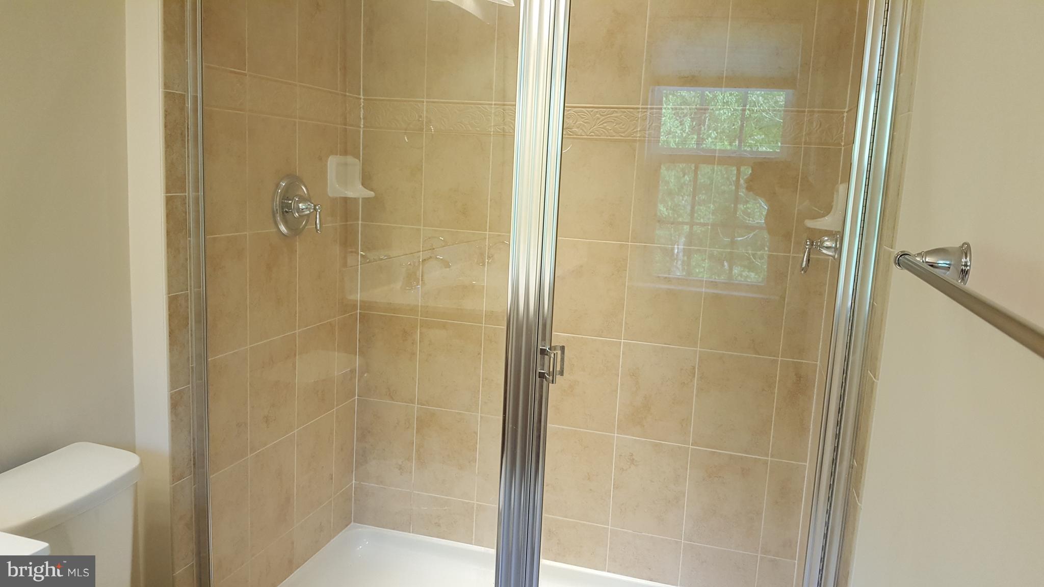 BROOKFIELD - Residential