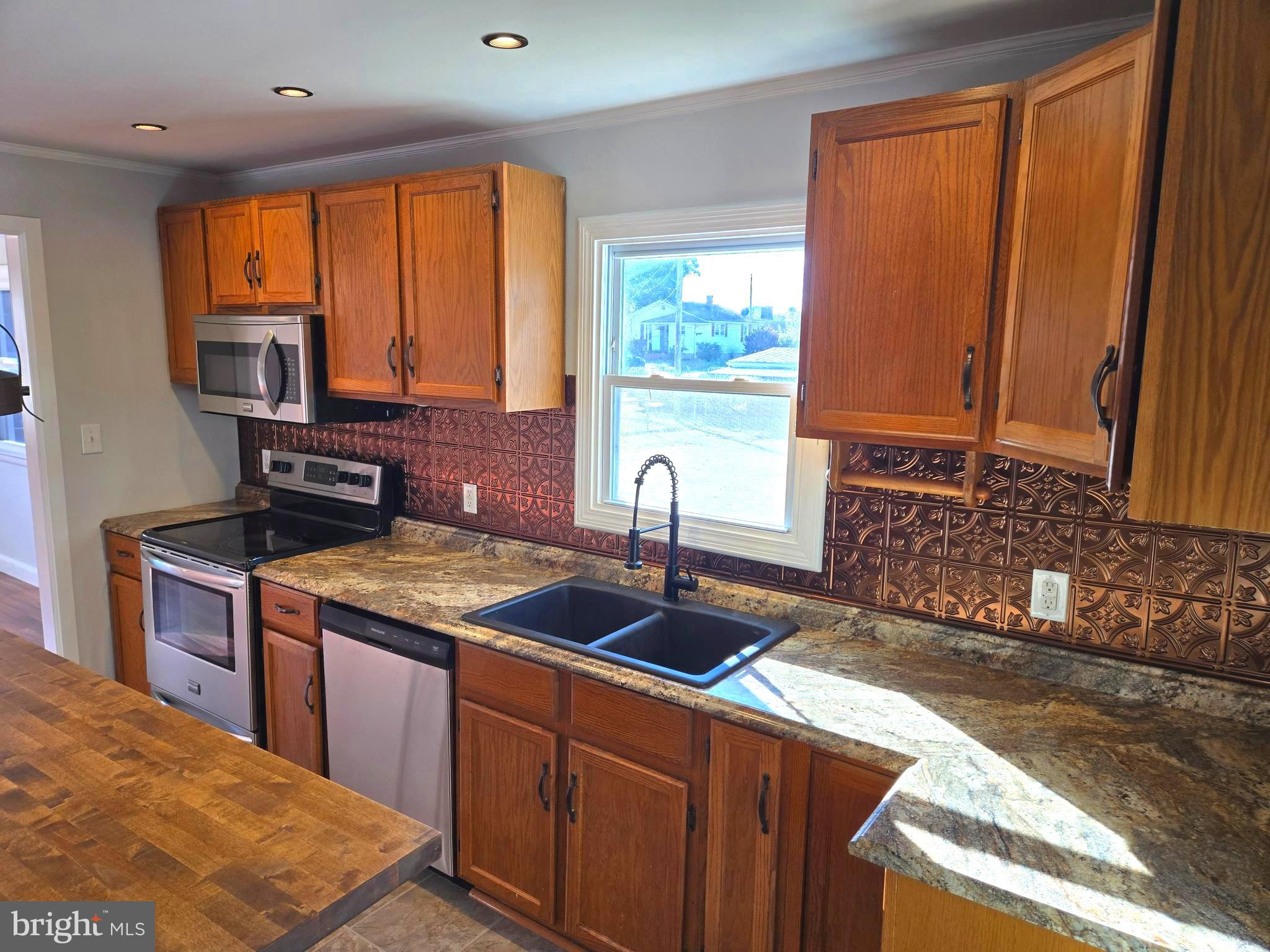 ARDEN HEIGHTS - Residential