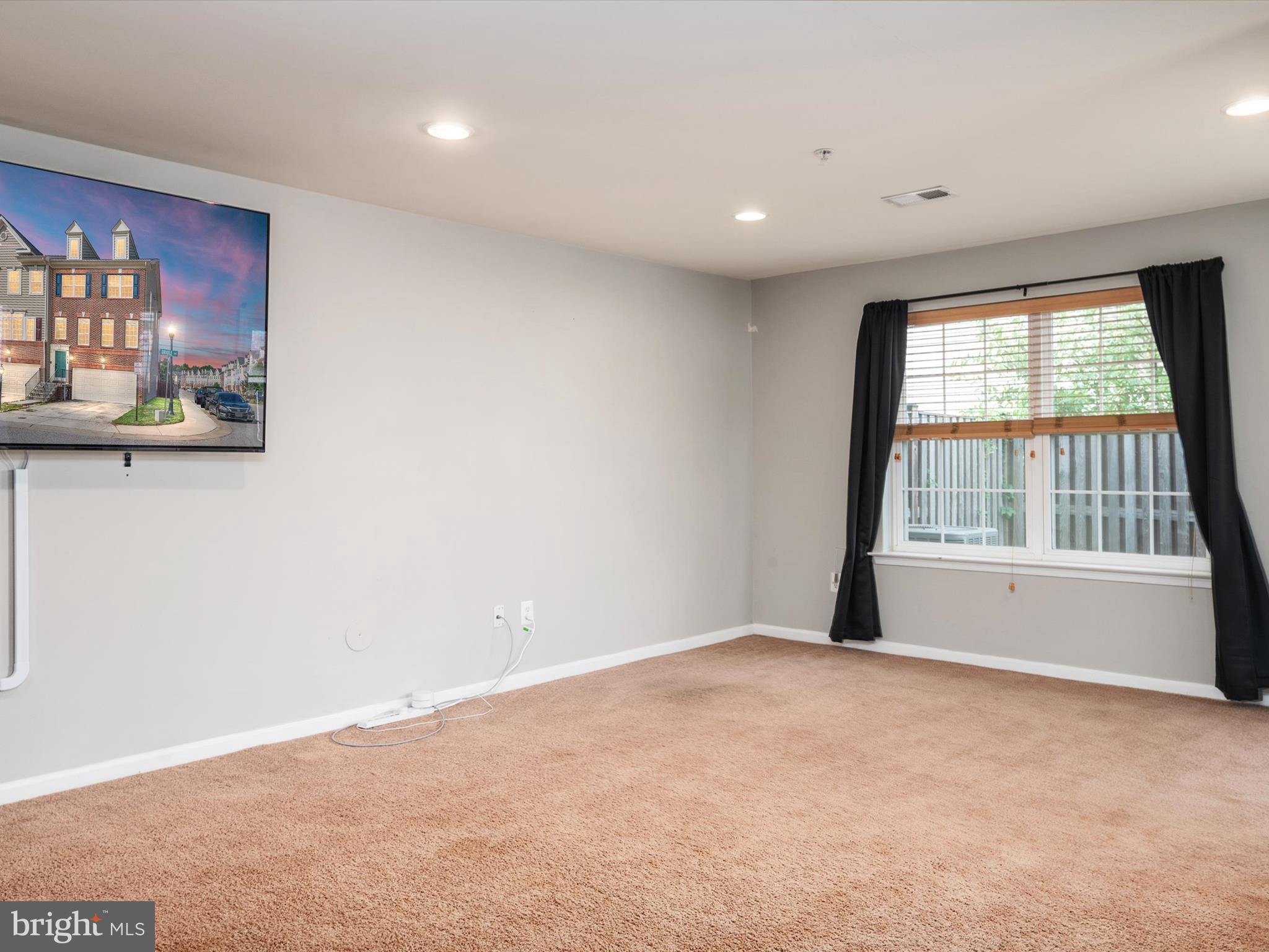 TANYARD SPRINGS - Residential