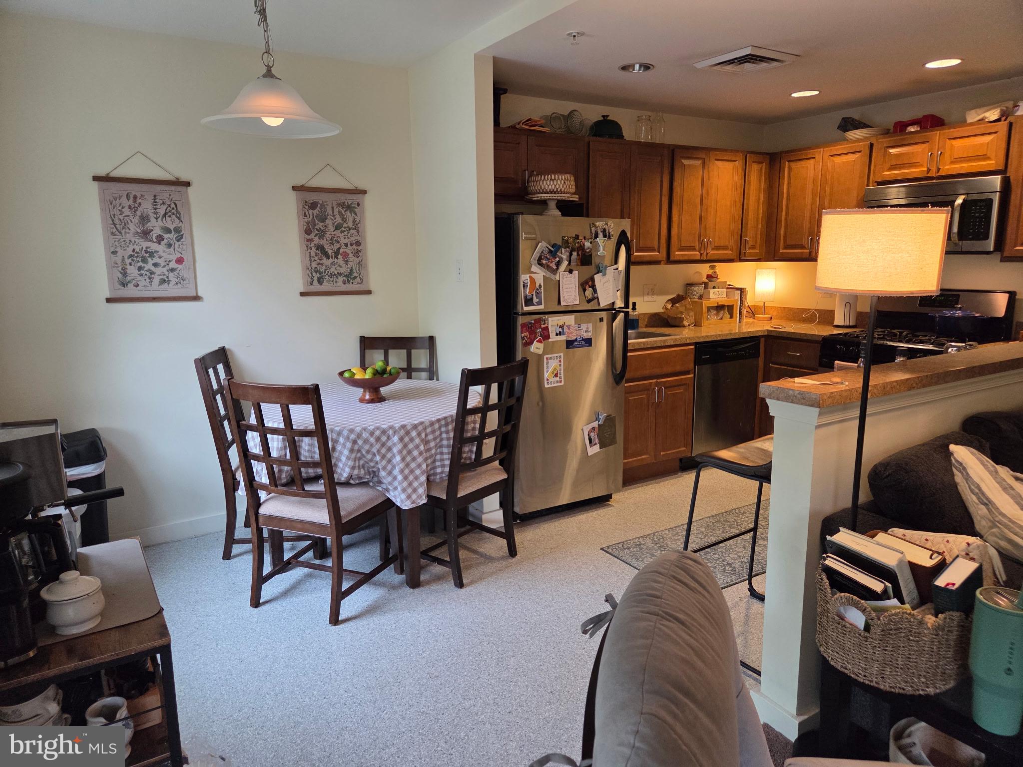 1600 CHURCH ROAD B-302