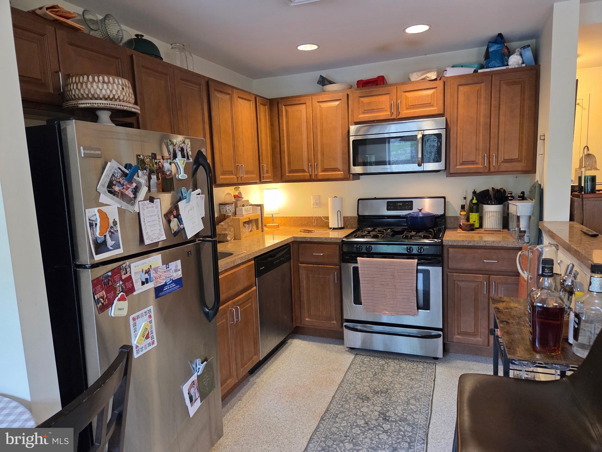 1600 CHURCH ROAD B-302