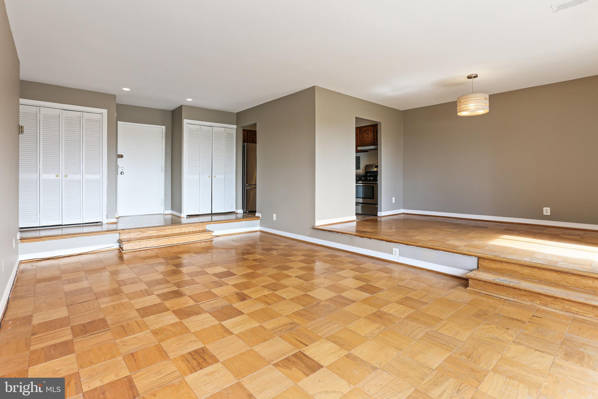 AMERICANA FINMARK - Residential