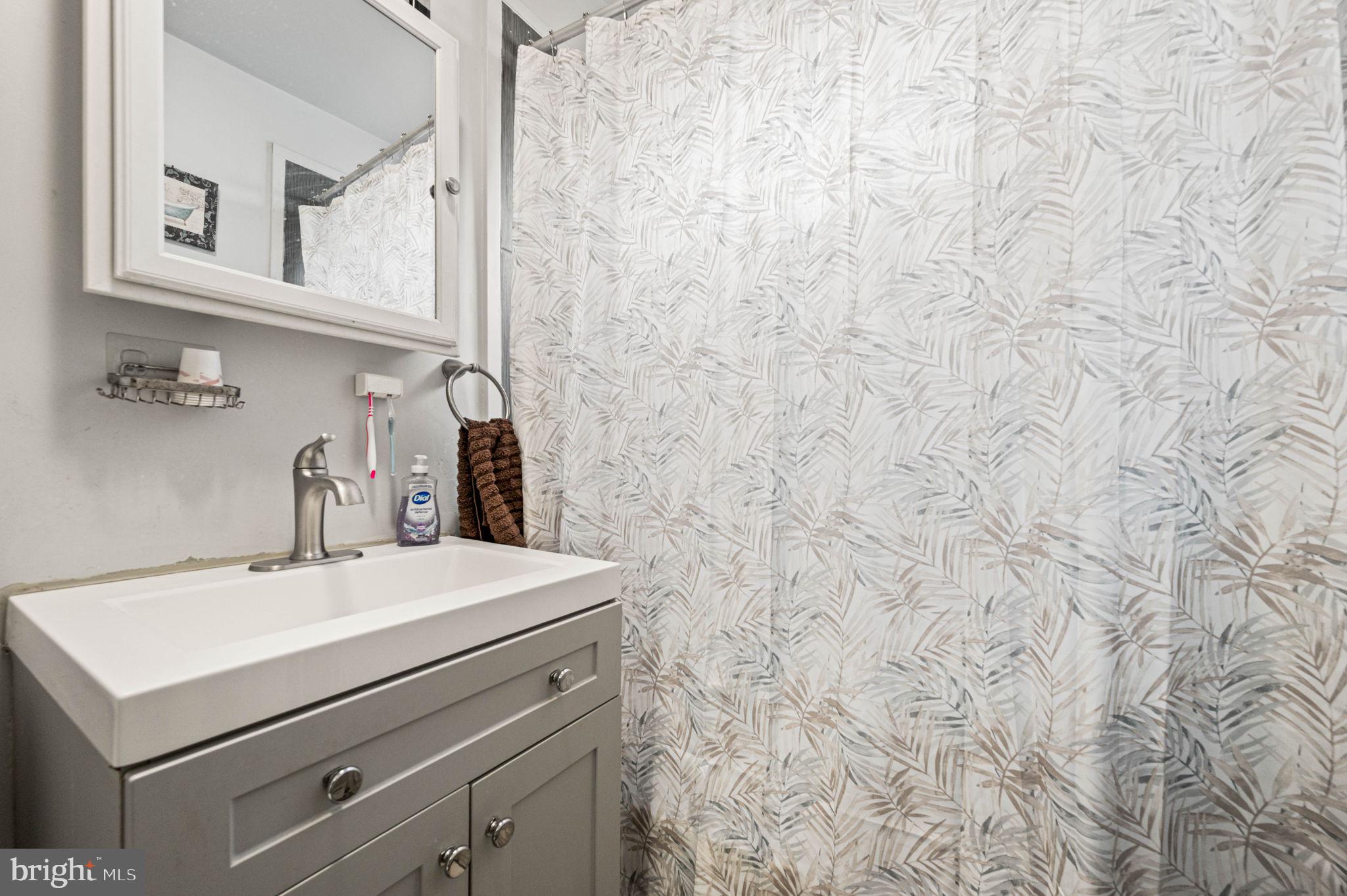 NORTHWOOD - Residential