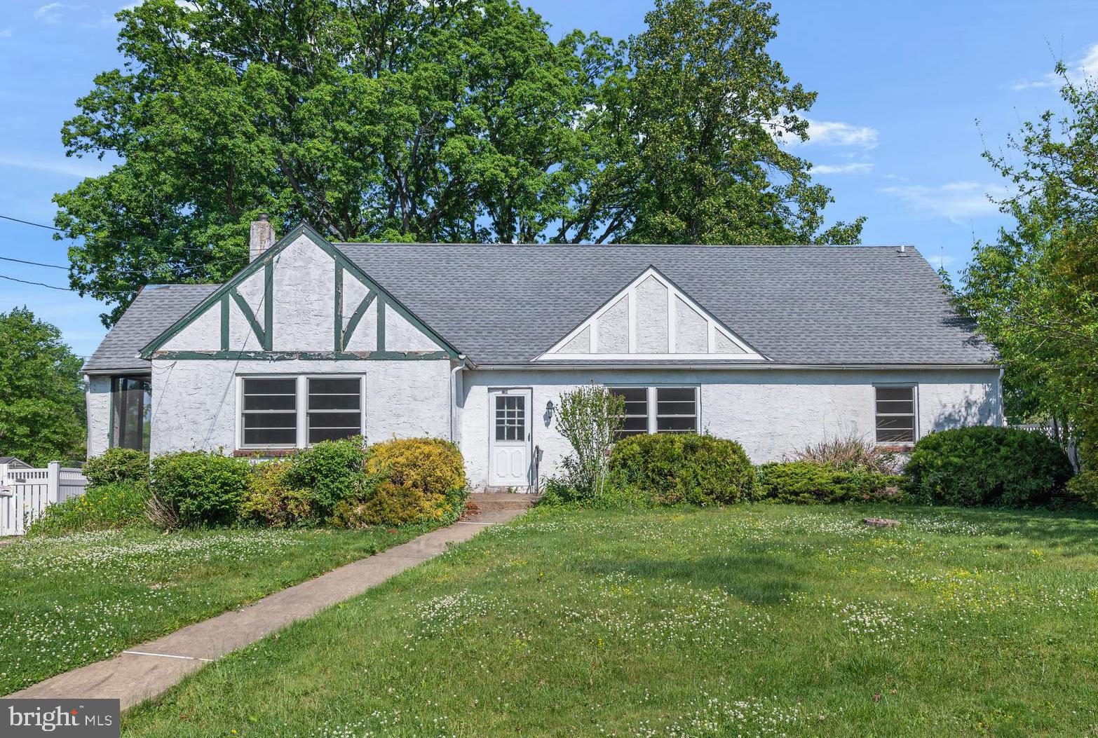 ARDSLEY - Residential