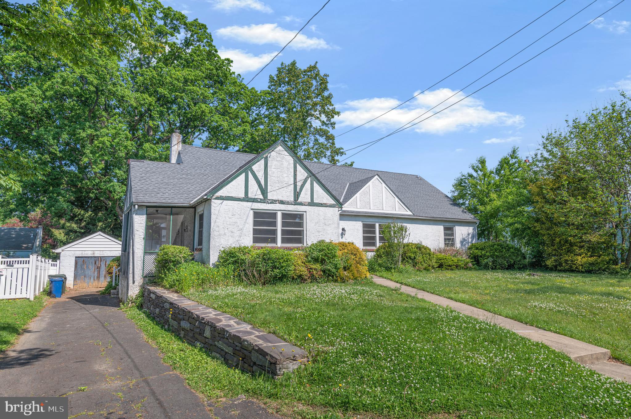 ARDSLEY - Residential